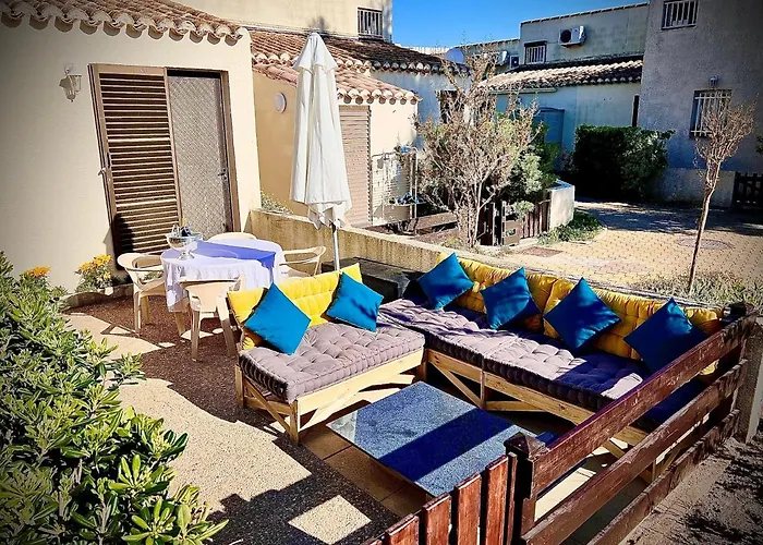 Cozy Avec Terrasse Au Village Naturiste Cap * Agde
